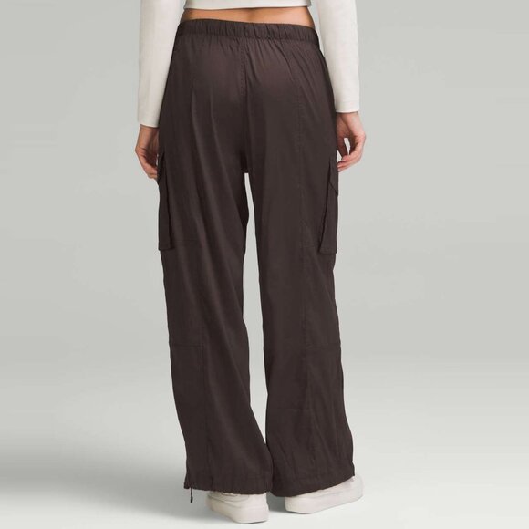 Lululemon Lightweight Adjustable Mid-Rise Cargo Pant Brown Espresso Casual XS - Picture 2 of 11